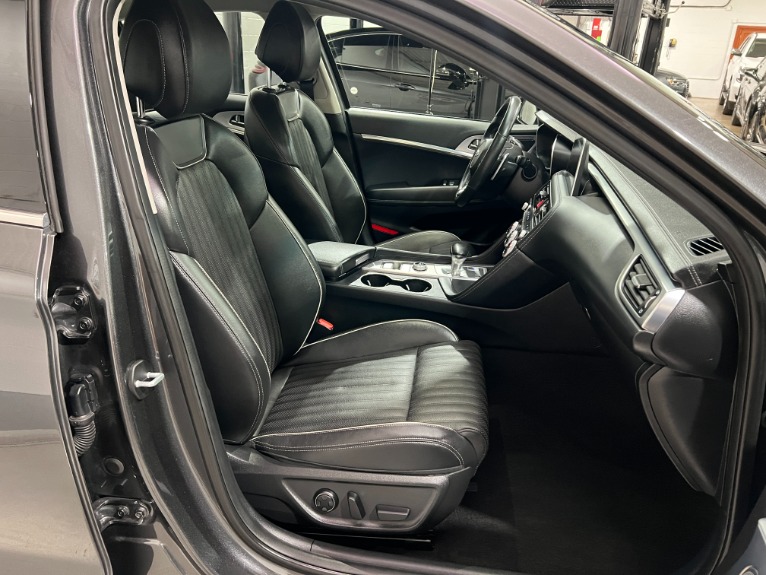 Used-2019-Genesis-G70-33T-Advanced-AWD