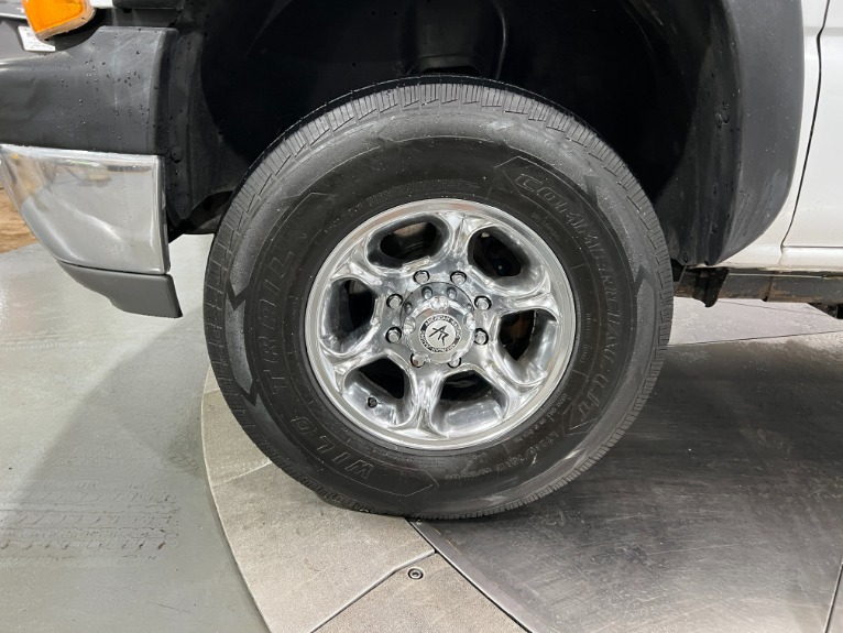 Used-2002-Chevrolet-Silverado-2500HD-RWD