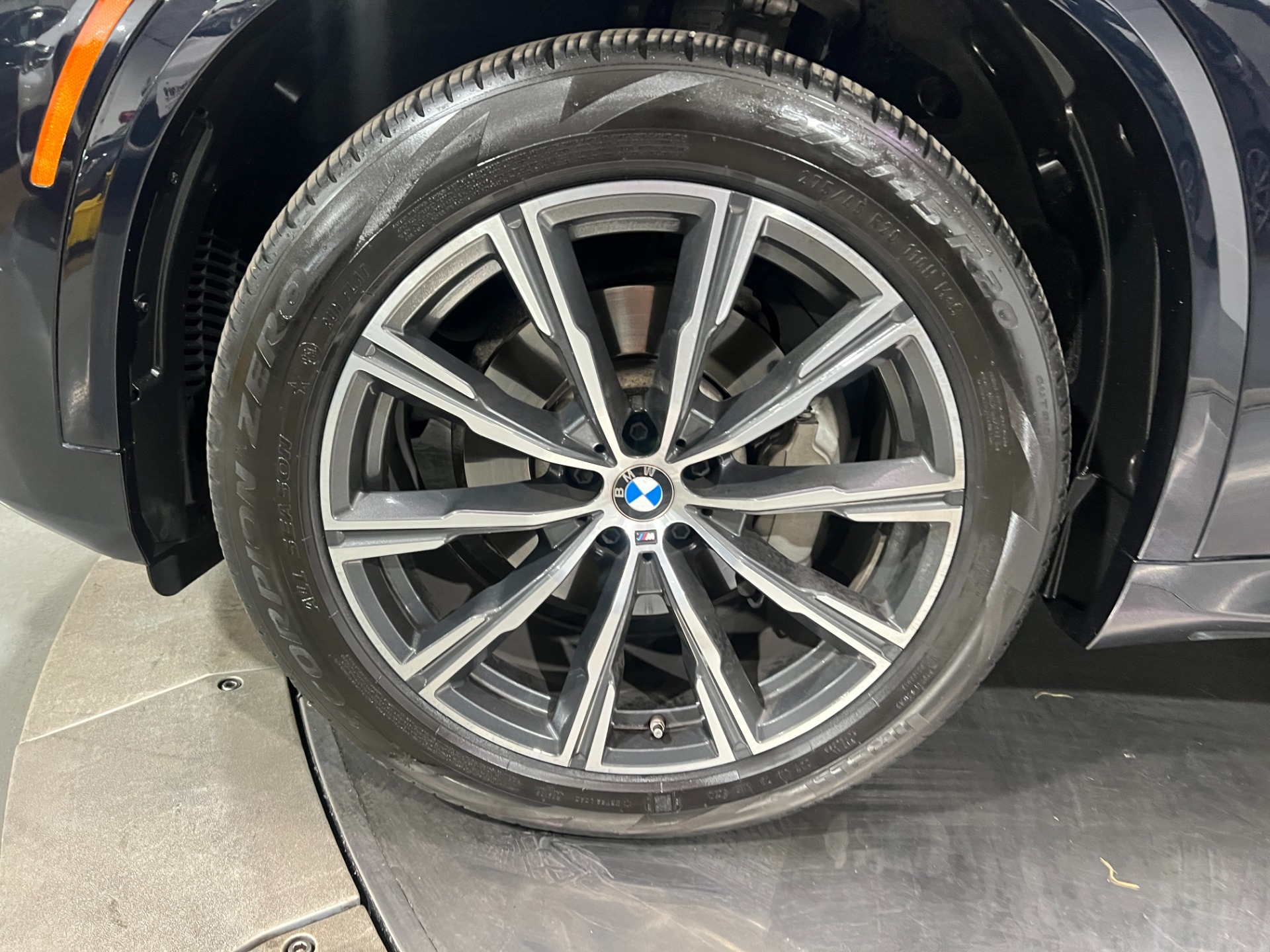 Used-2021-BMW-X5-xDrive40i-M-Sport