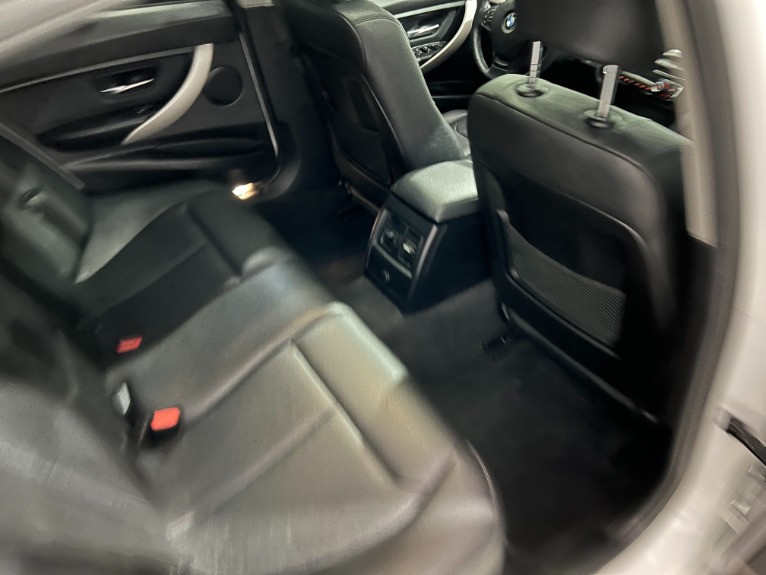 Used-2018-BMW-3-Series-320i-xDrive