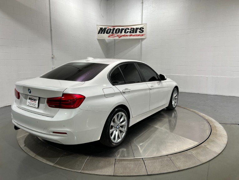 Used-2018-BMW-3-Series-320i-xDrive