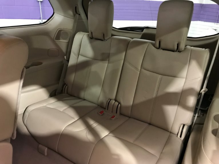 Used-2014-Nissan-Pathfinder-Platinum