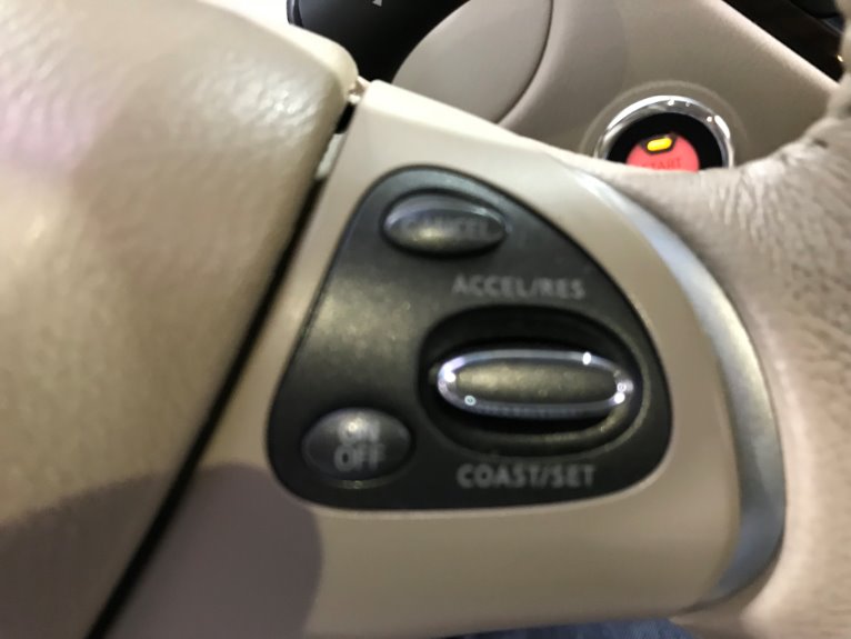 Used-2014-Nissan-Pathfinder-Platinum