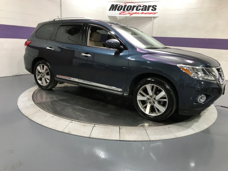 Used-2014-Nissan-Pathfinder-Platinum