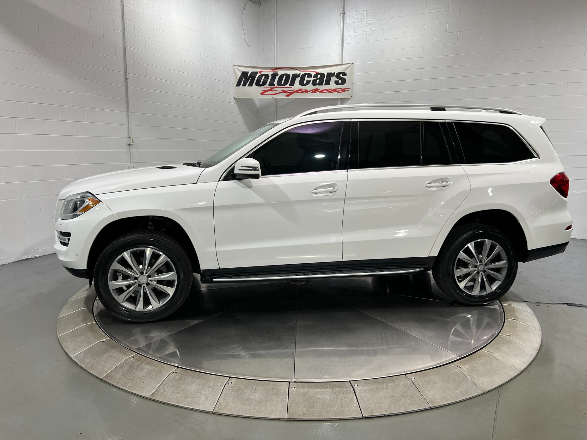 Used-2014-Mercedes-Benz-GL-Class-GL-450-4MATIC