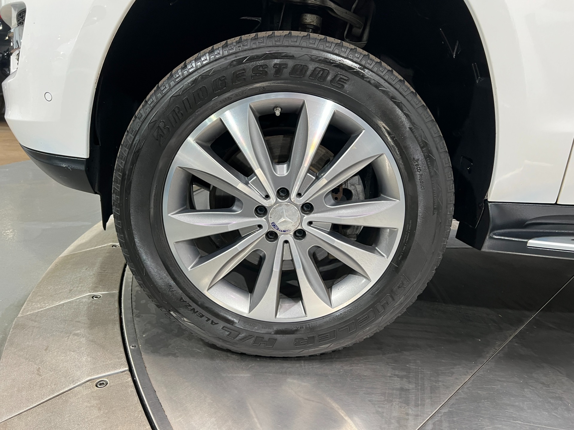 Used-2014-Mercedes-Benz-GL-Class-GL-450-4MATIC