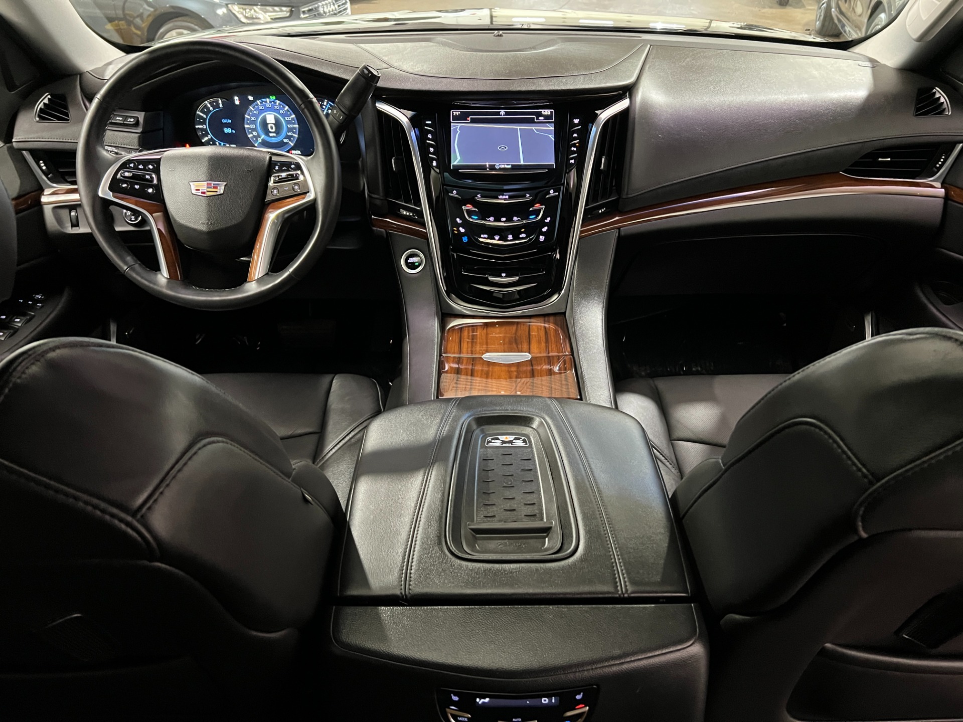 Used-2017-Cadillac-Escalade-Premium-Luxury-4X4