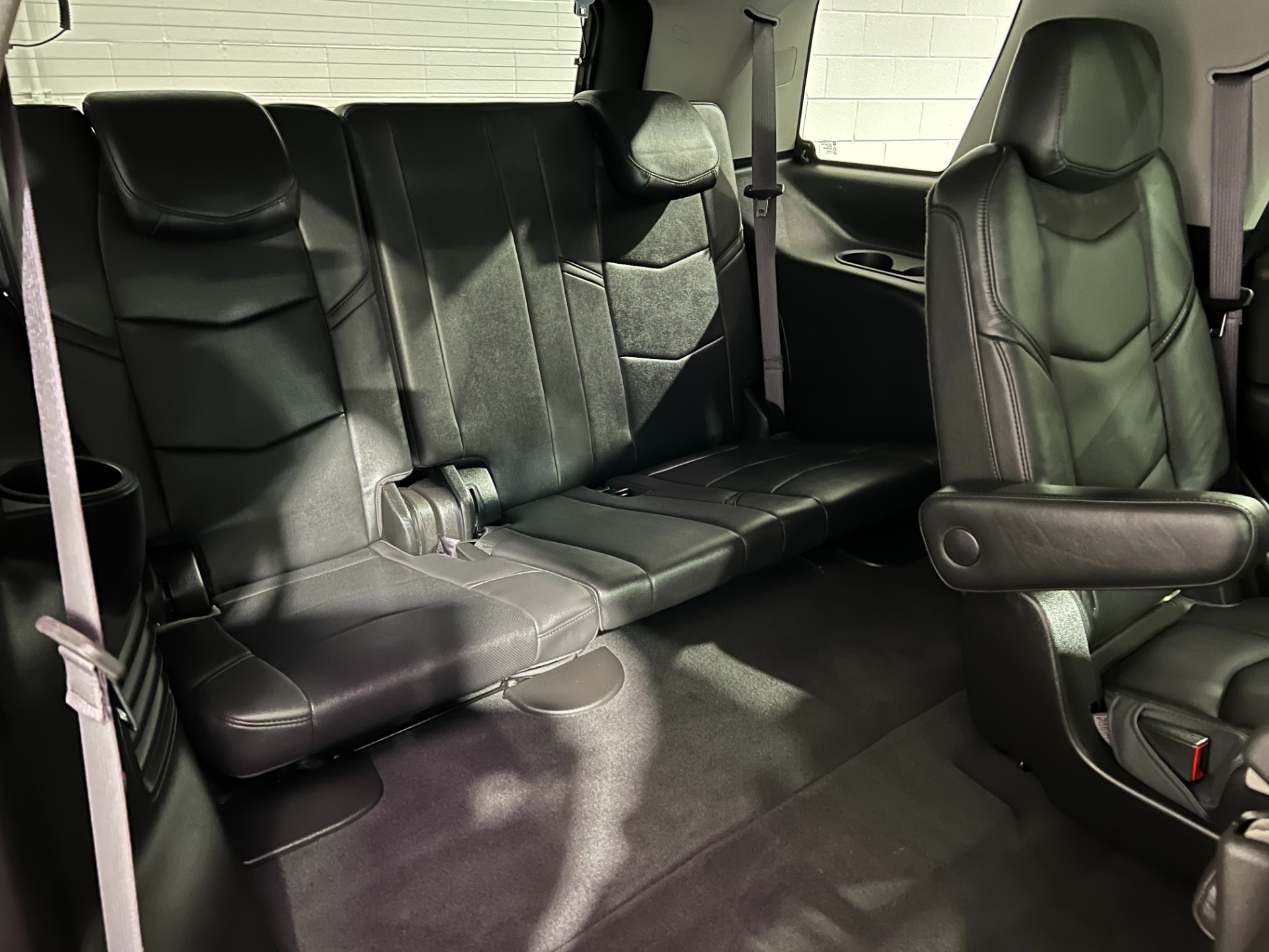 Used-2017-Cadillac-Escalade-Premium-Luxury-4X4
