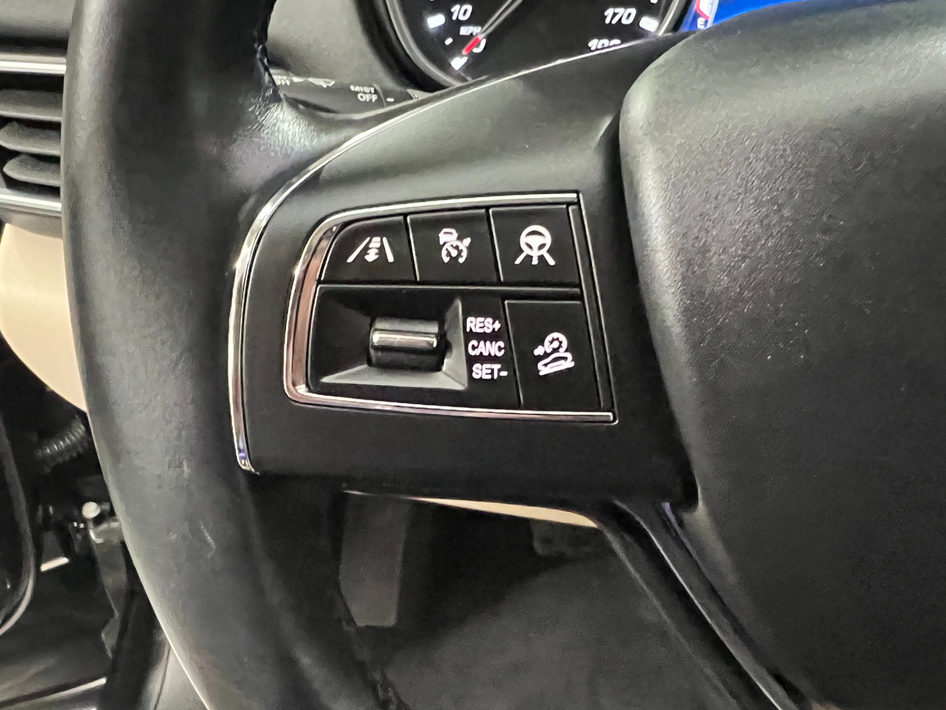 Used-2020-Maserati-Levante-GranLusso-30L-AWD
