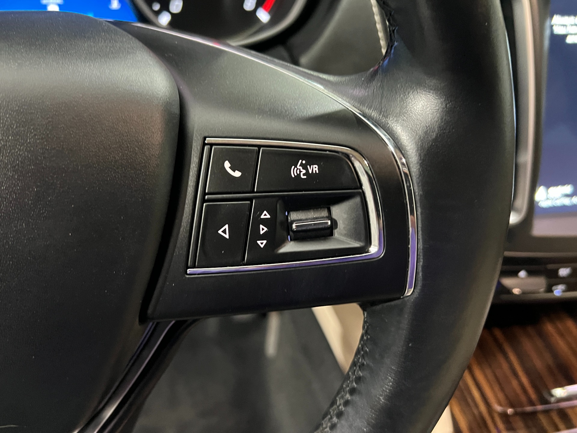 Used-2020-Maserati-Levante-GranLusso-30L-AWD