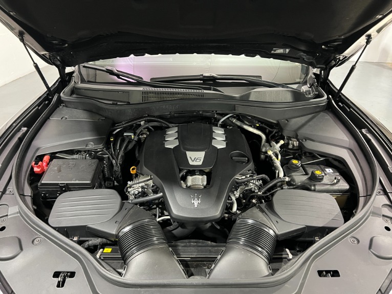 Used-2020-Maserati-Levante-GranLusso-30L-AWD