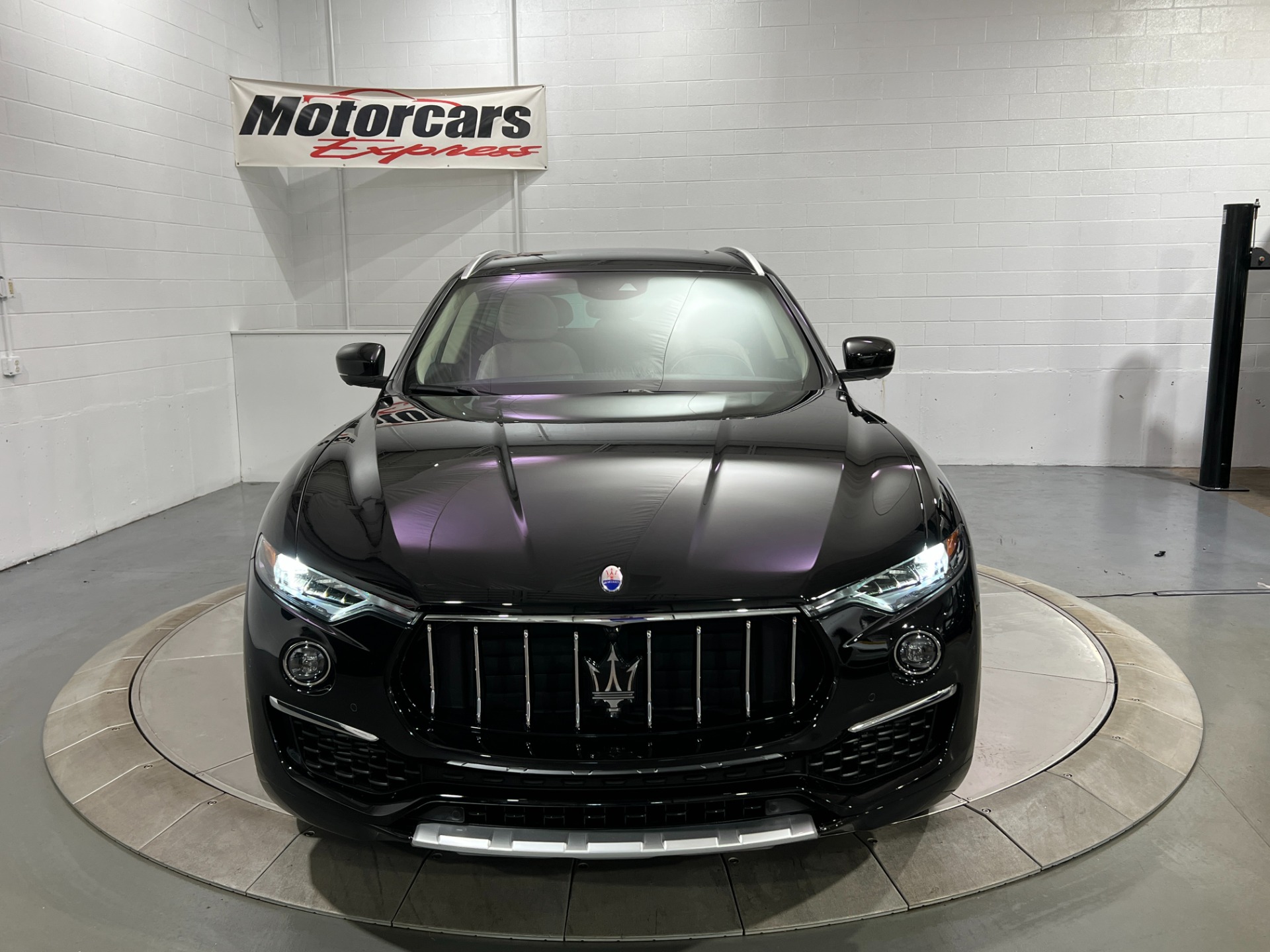 Used-2020-Maserati-Levante-GranLusso-30L-AWD