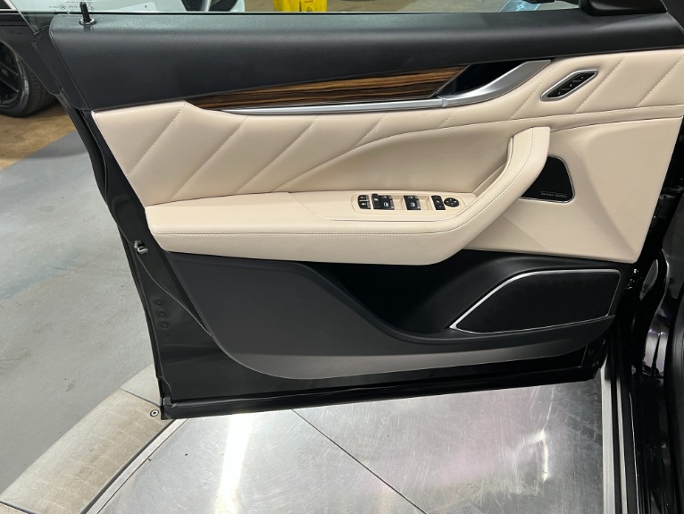 Used-2020-Maserati-Levante-GranLusso-30L-AWD