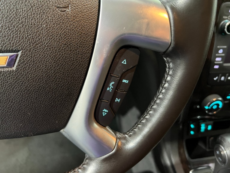 Used-2017-Chevrolet-Traverse-LT-FWD