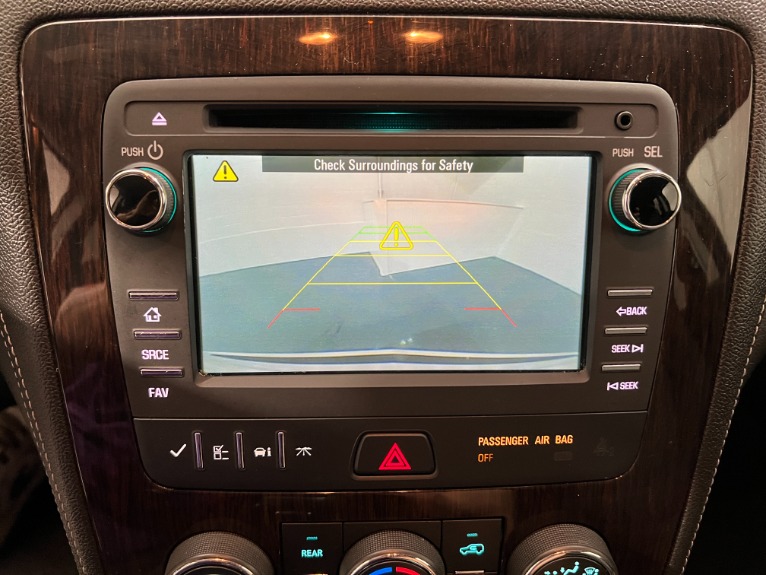 Used-2017-Chevrolet-Traverse-LT-FWD