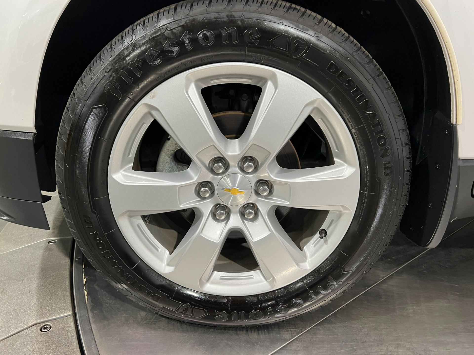 Used-2017-Chevrolet-Traverse-LT-FWD