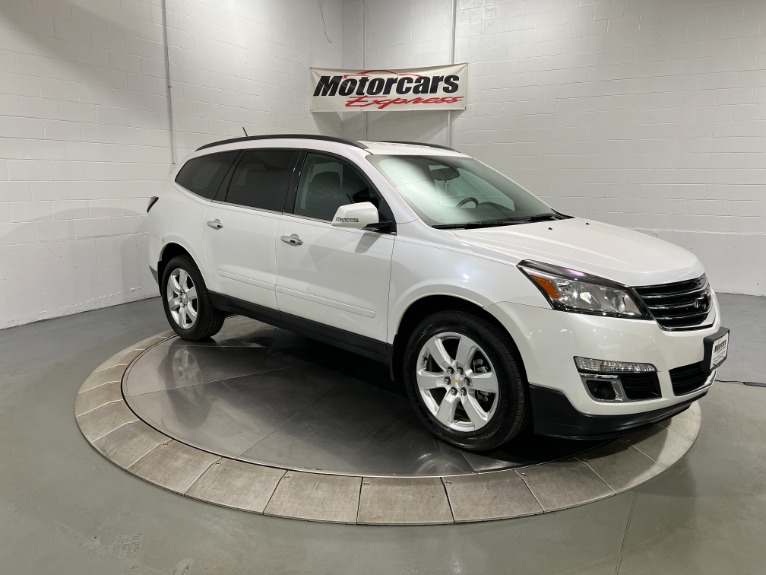 Used-2017-Chevrolet-Traverse-LT-FWD