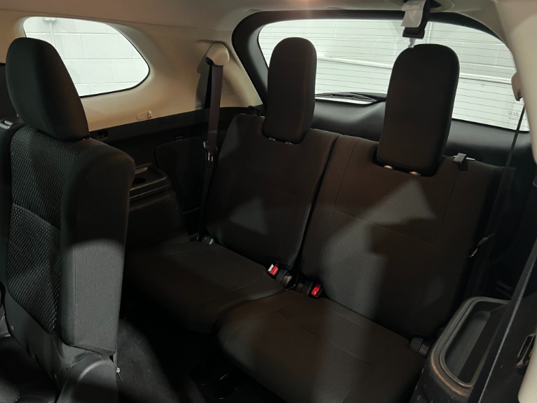 Used-2017-Mitsubishi-Outlander-SE-AWD
