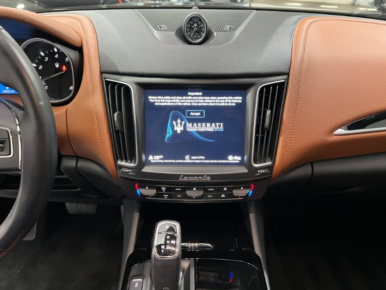 Used-2019-Maserati-Levante-AWD