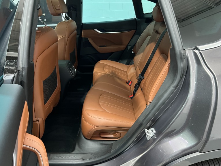 Used-2019-Maserati-Levante-AWD