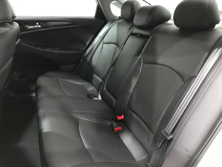 Used-2014-Hyundai-Sonata-Limited