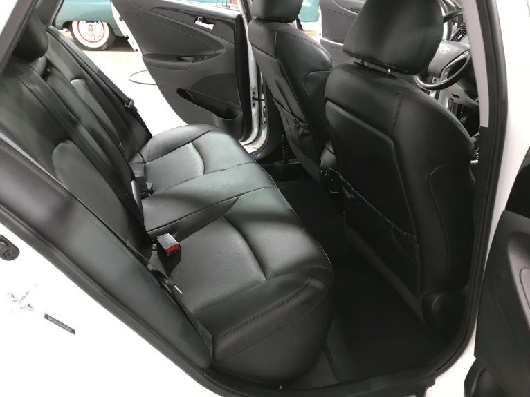 Used-2014-Hyundai-Sonata-Limited