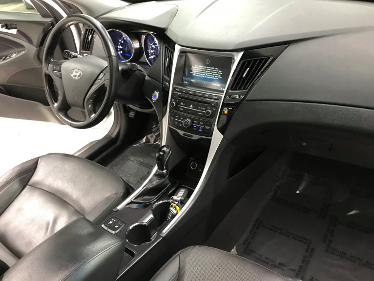 Used-2014-Hyundai-Sonata-Limited