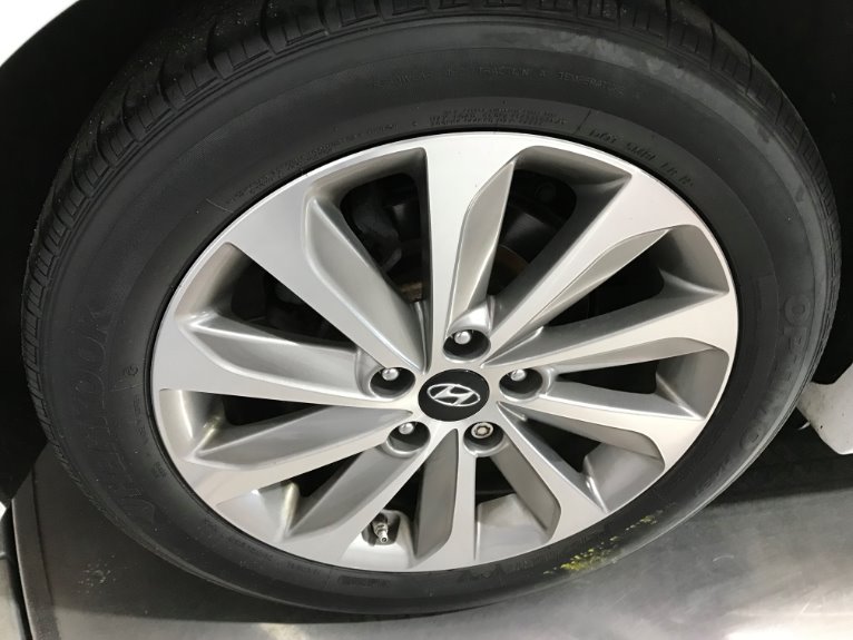 Used-2014-Hyundai-Sonata-Limited