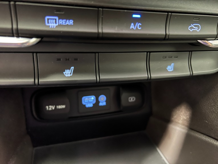 Used-2020-Hyundai-SANTA-FE-SEL-AWD