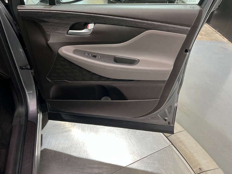 Used-2020-Hyundai-SANTA-FE-SEL-AWD
