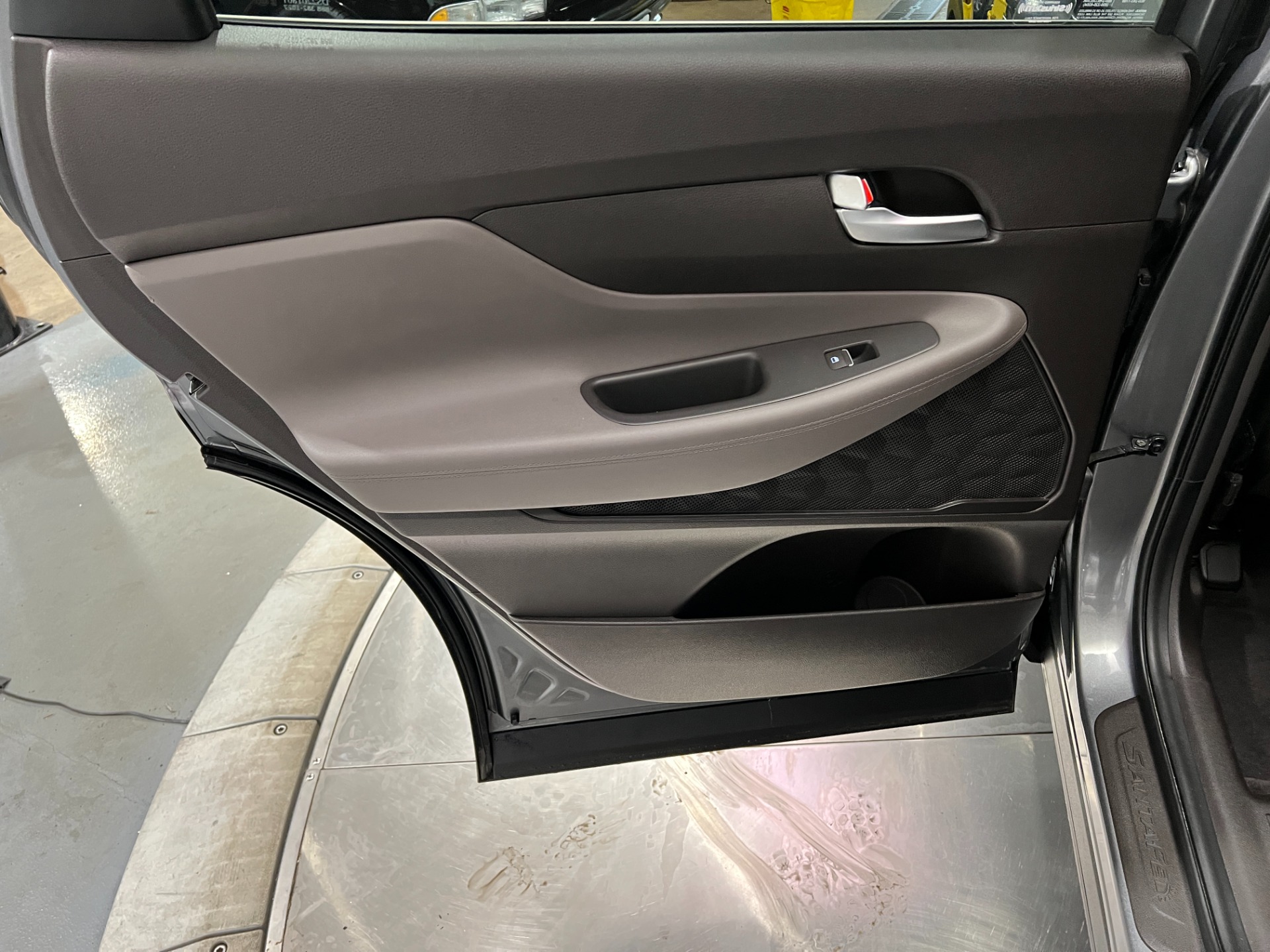 Used-2020-Hyundai-SANTA-FE-SEL-AWD