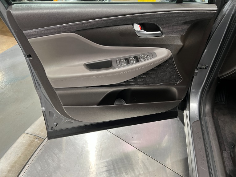 Used-2020-Hyundai-SANTA-FE-SEL-AWD
