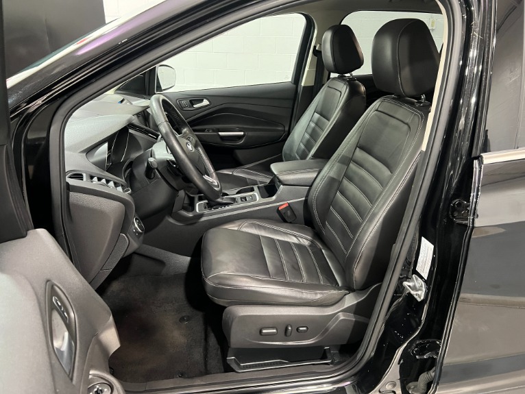 Used-2017-Ford-Escape-SE-AWD