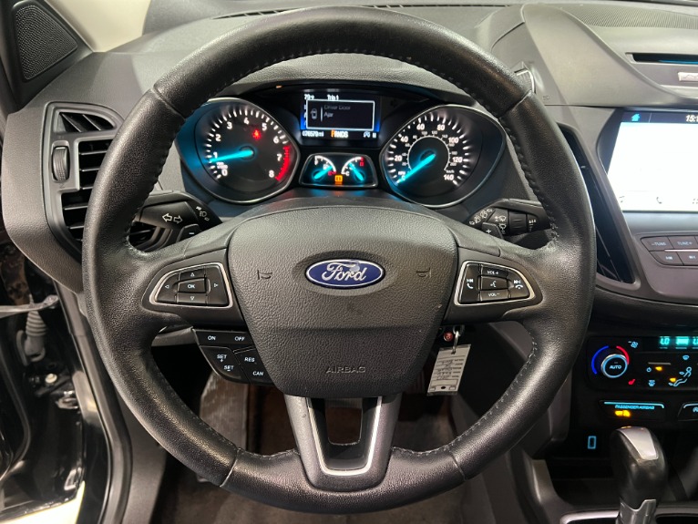 Used-2017-Ford-Escape-SE-AWD