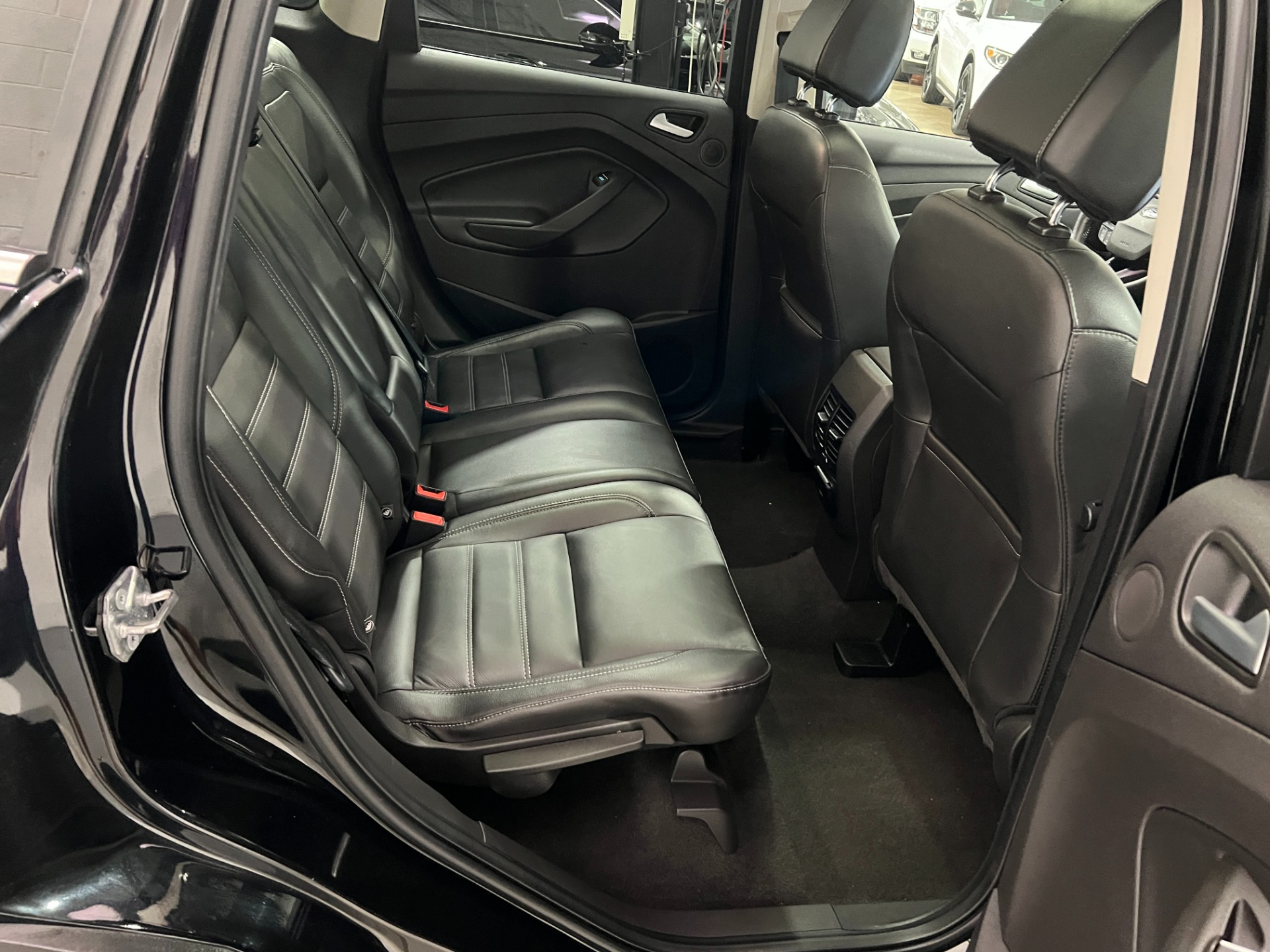 Used-2017-Ford-Escape-SE-AWD