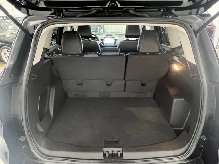 Used-2017-Ford-Escape-SE-AWD