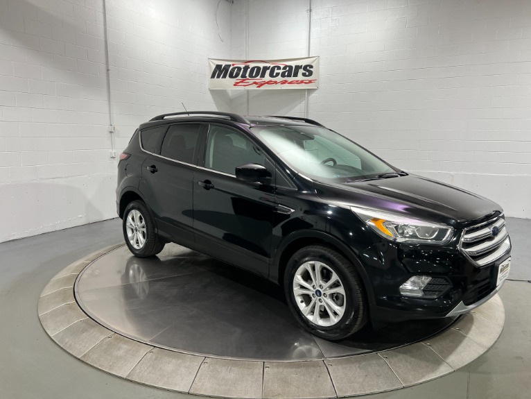Used-2017-Ford-Escape-SE-AWD