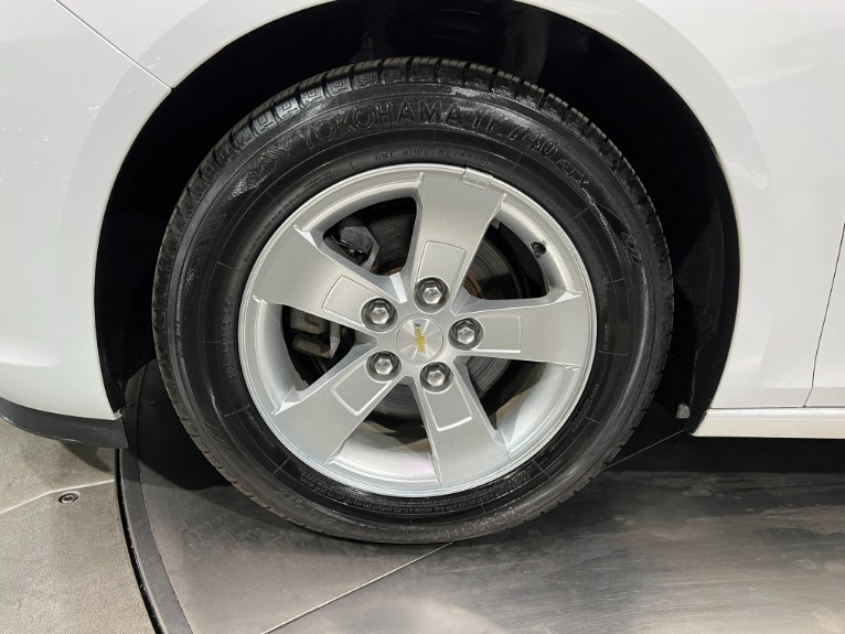 Used-2015-Chevrolet-Malibu-LS-FWD