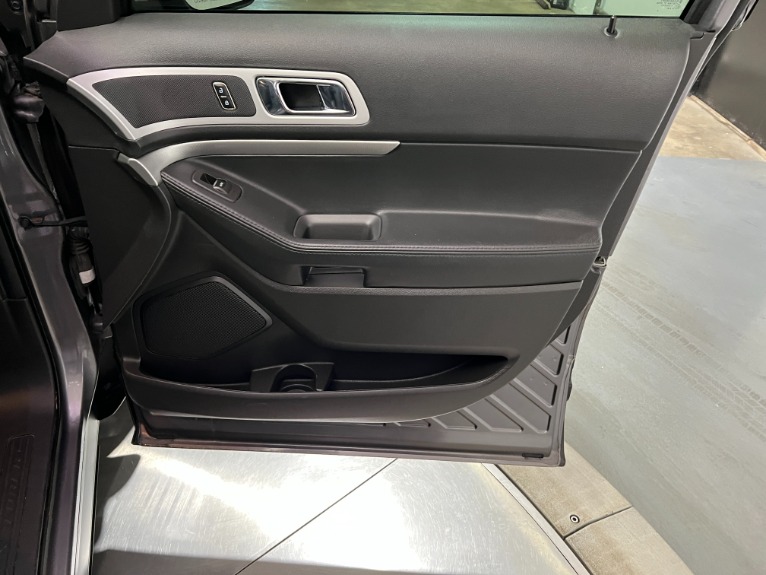 Used-2013-Ford-Explorer-XLT-FWD