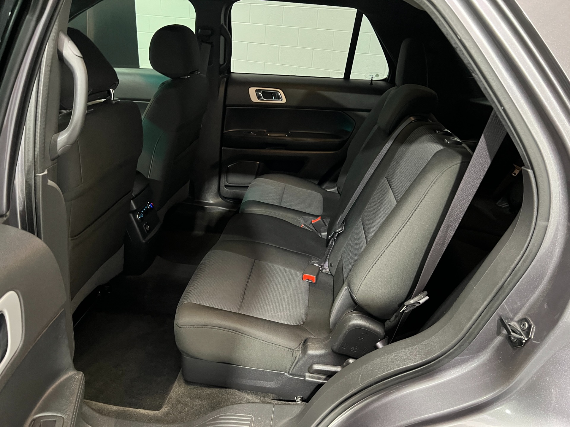 Used-2013-Ford-Explorer-XLT-FWD