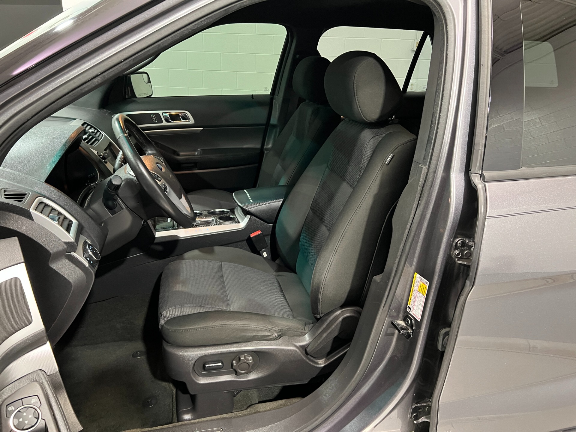 Used-2013-Ford-Explorer-XLT-FWD