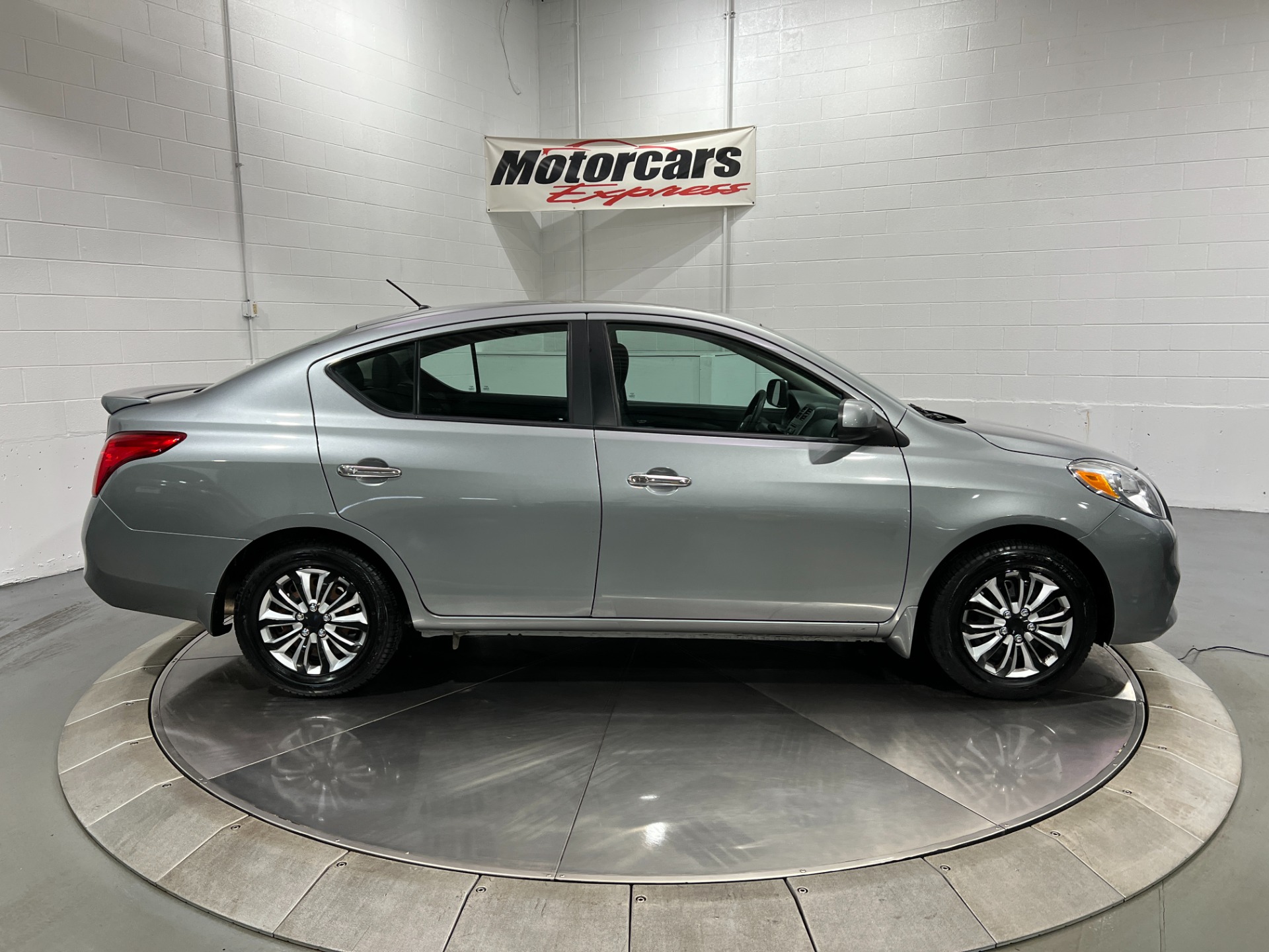 Used-2013-Nissan-Versa-16-SV-FWD