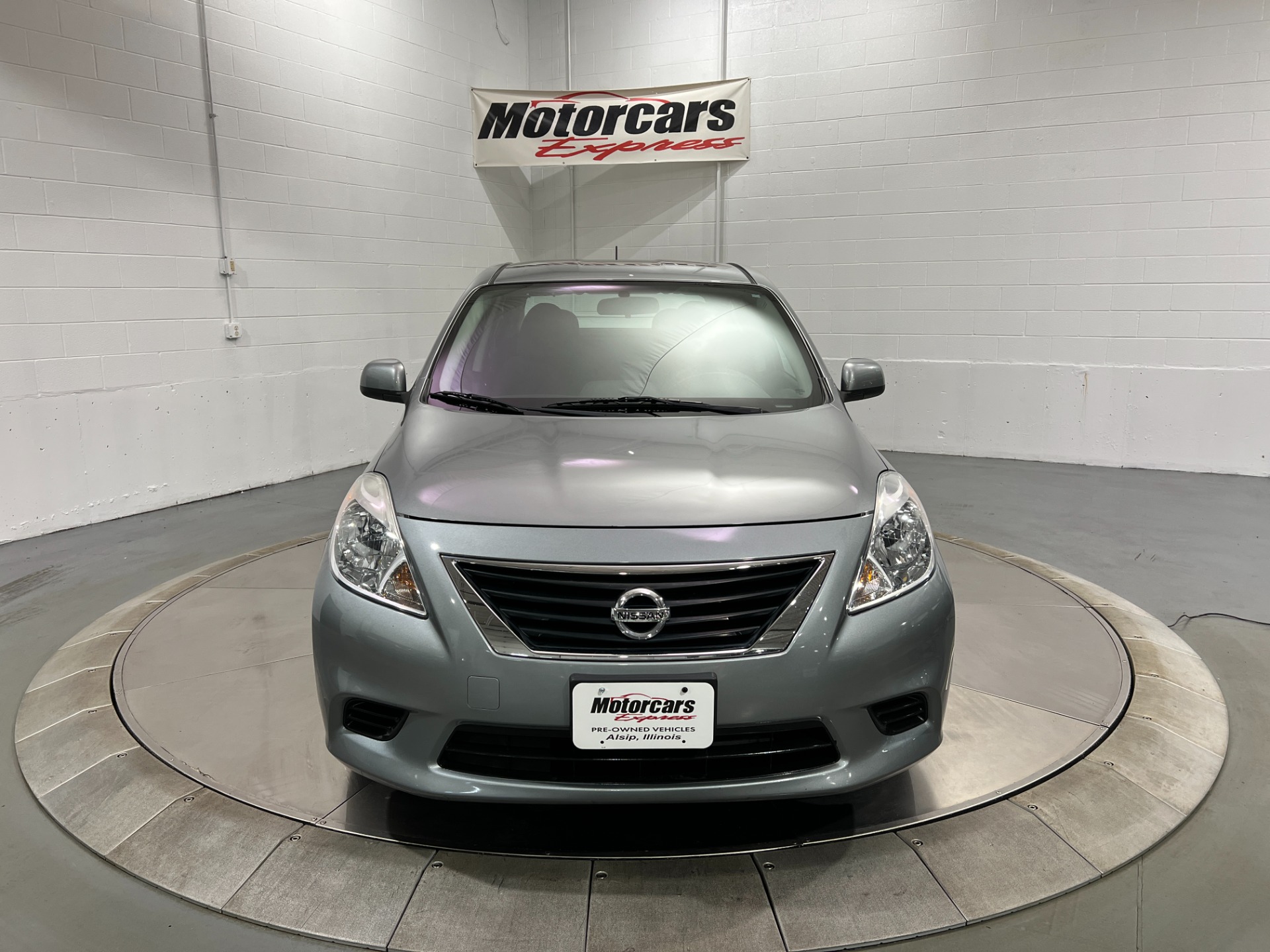 Used-2013-Nissan-Versa-16-SV-FWD
