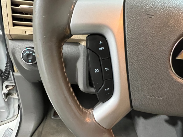 Used-2009-Chevrolet-Traverse-2LT-FWD