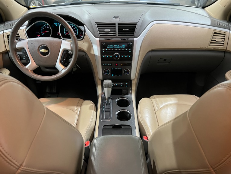Used-2009-Chevrolet-Traverse-2LT-FWD