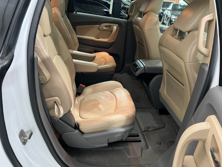 Used-2009-Chevrolet-Traverse-2LT-FWD