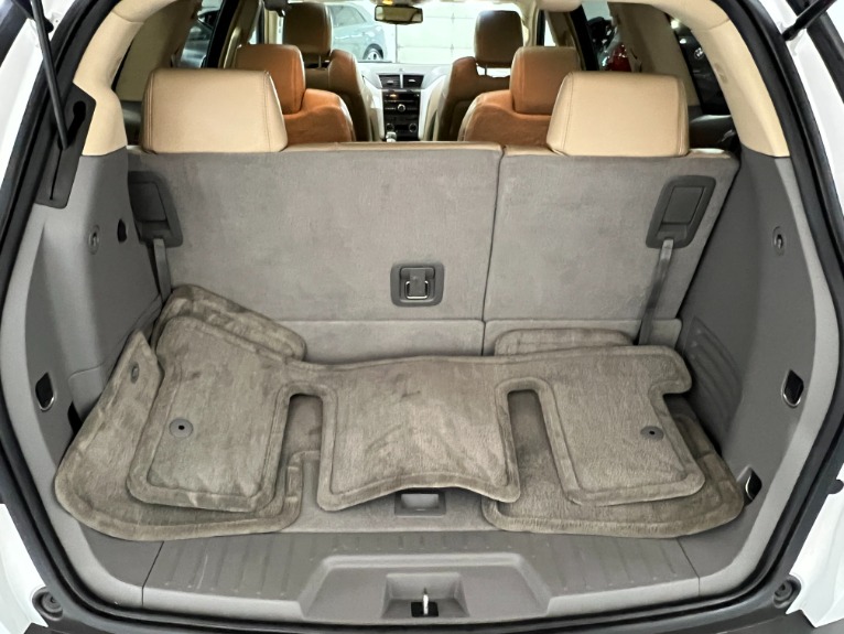 Used-2009-Chevrolet-Traverse-2LT-FWD