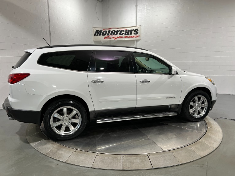 Used-2009-Chevrolet-Traverse-2LT-FWD
