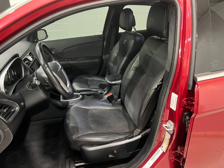 Used-2012-Chrysler-200-S-FWD