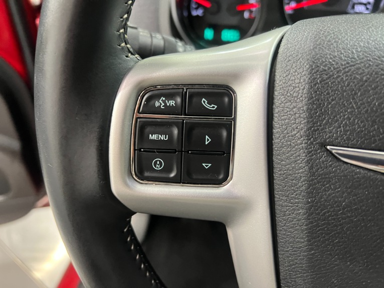Used-2012-Chrysler-200-S-FWD